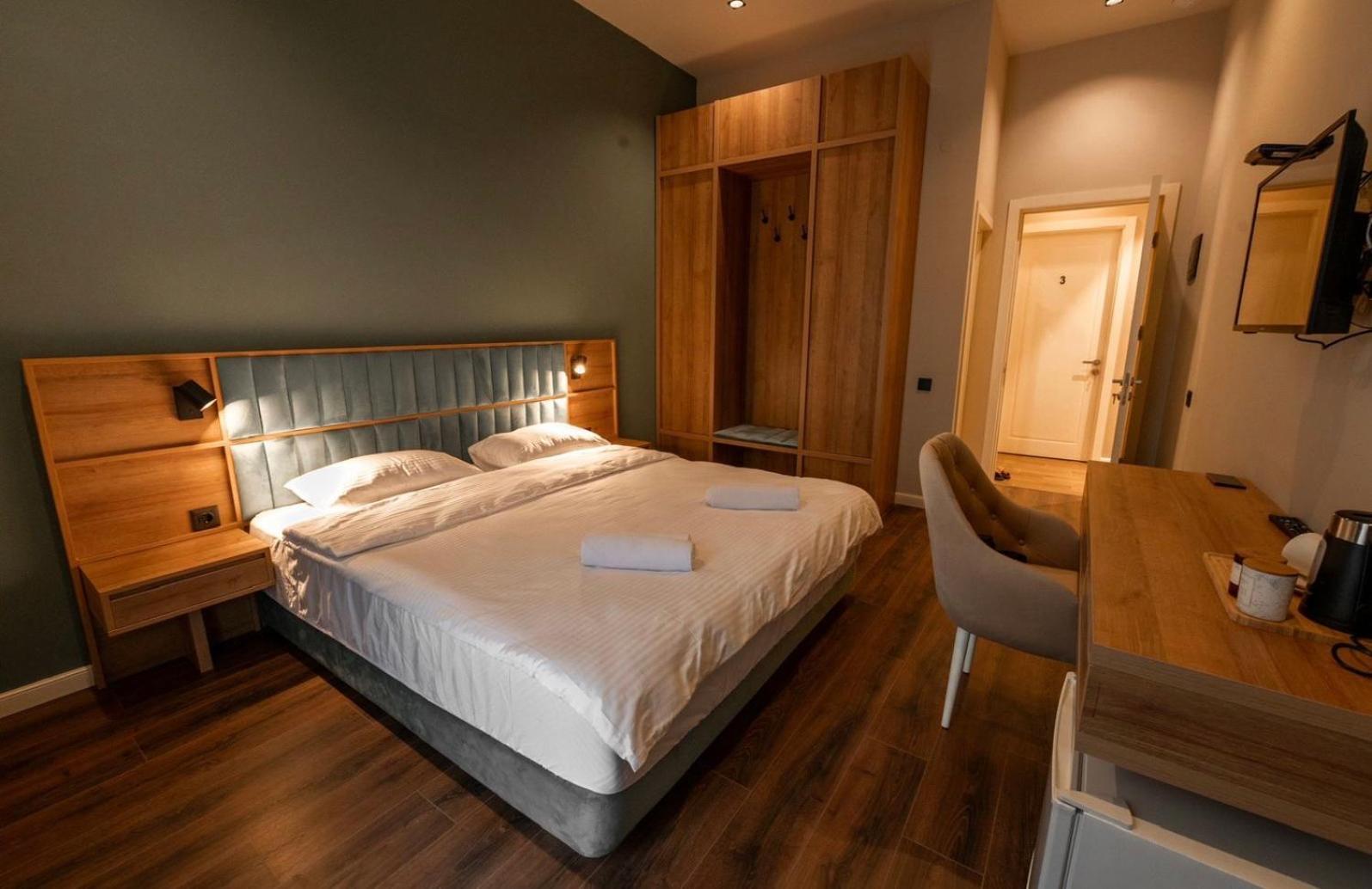 Central Hotel 쿠타이시 외부 사진