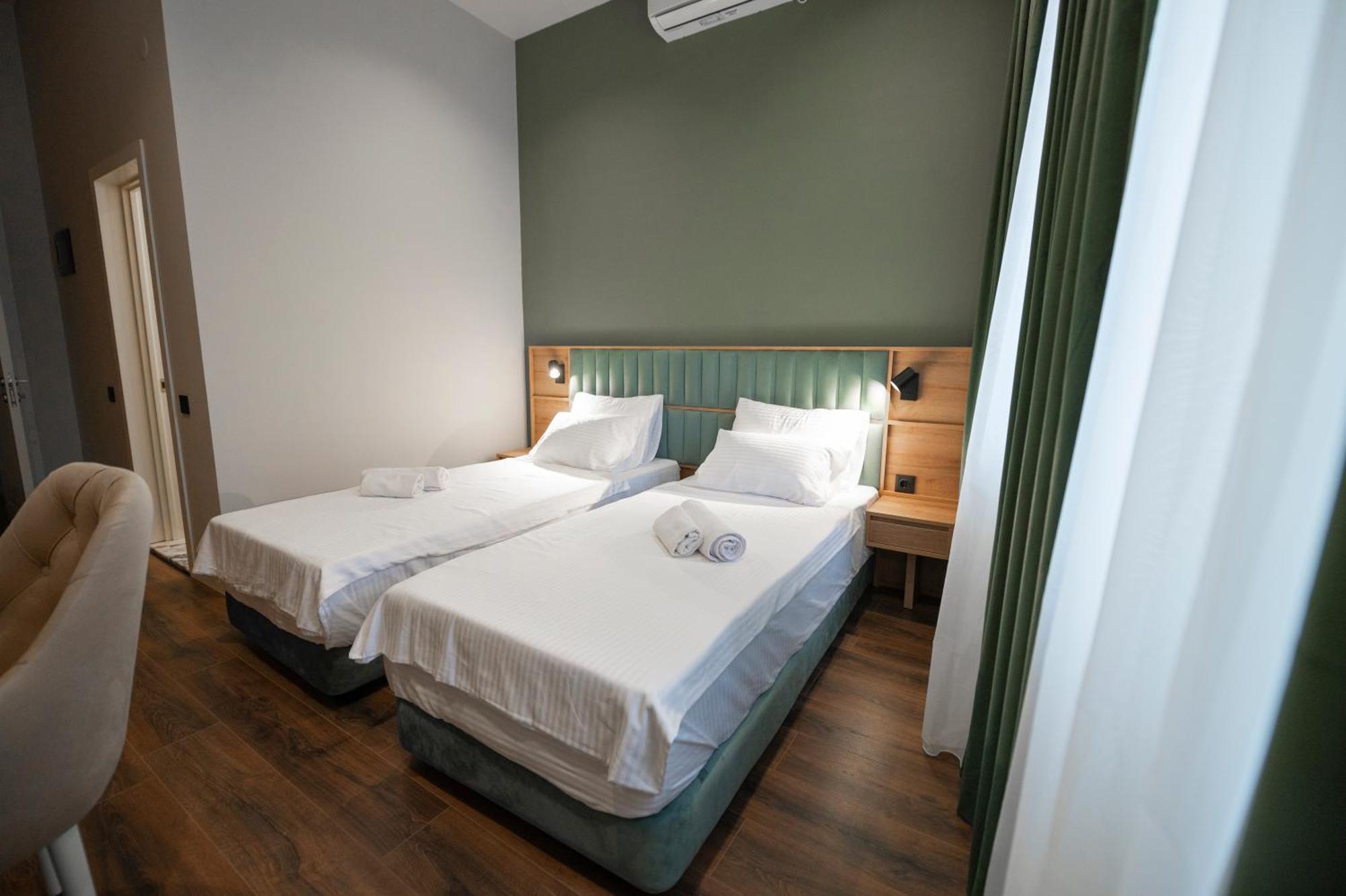 Central Hotel 쿠타이시 외부 사진